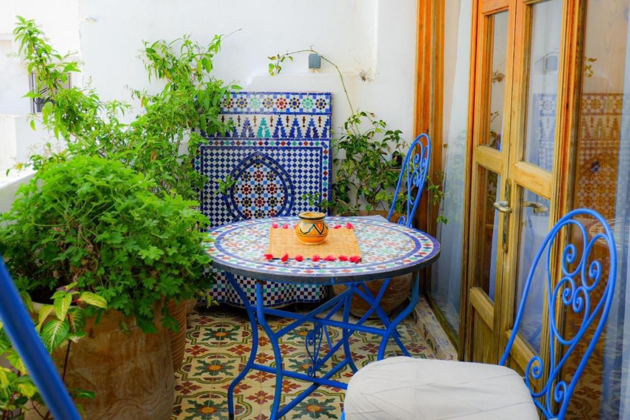 Dar Lalhambra Hotel Tangier Bagian luar foto