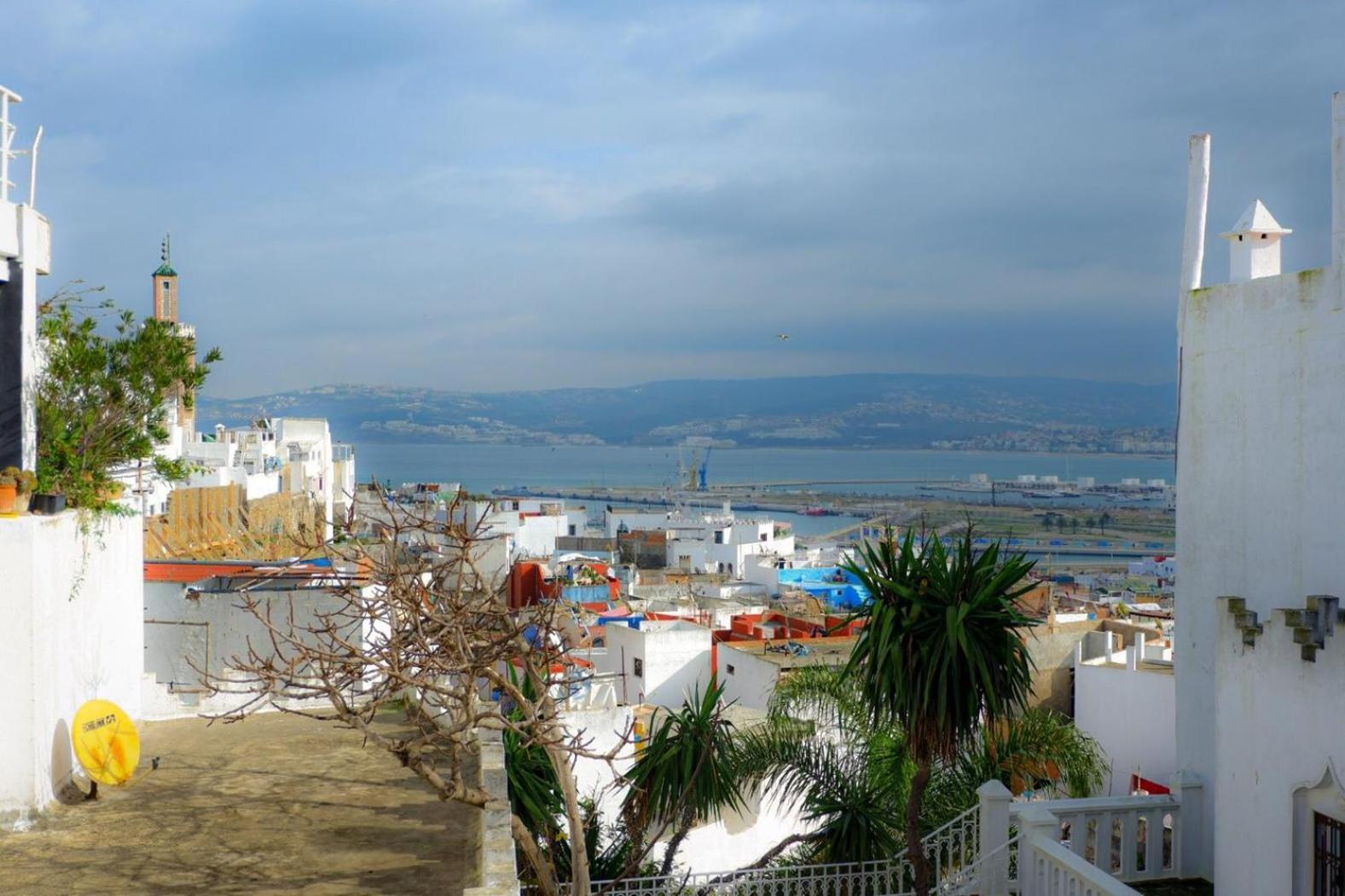 Dar Lalhambra Hotel Tangier Bagian luar foto